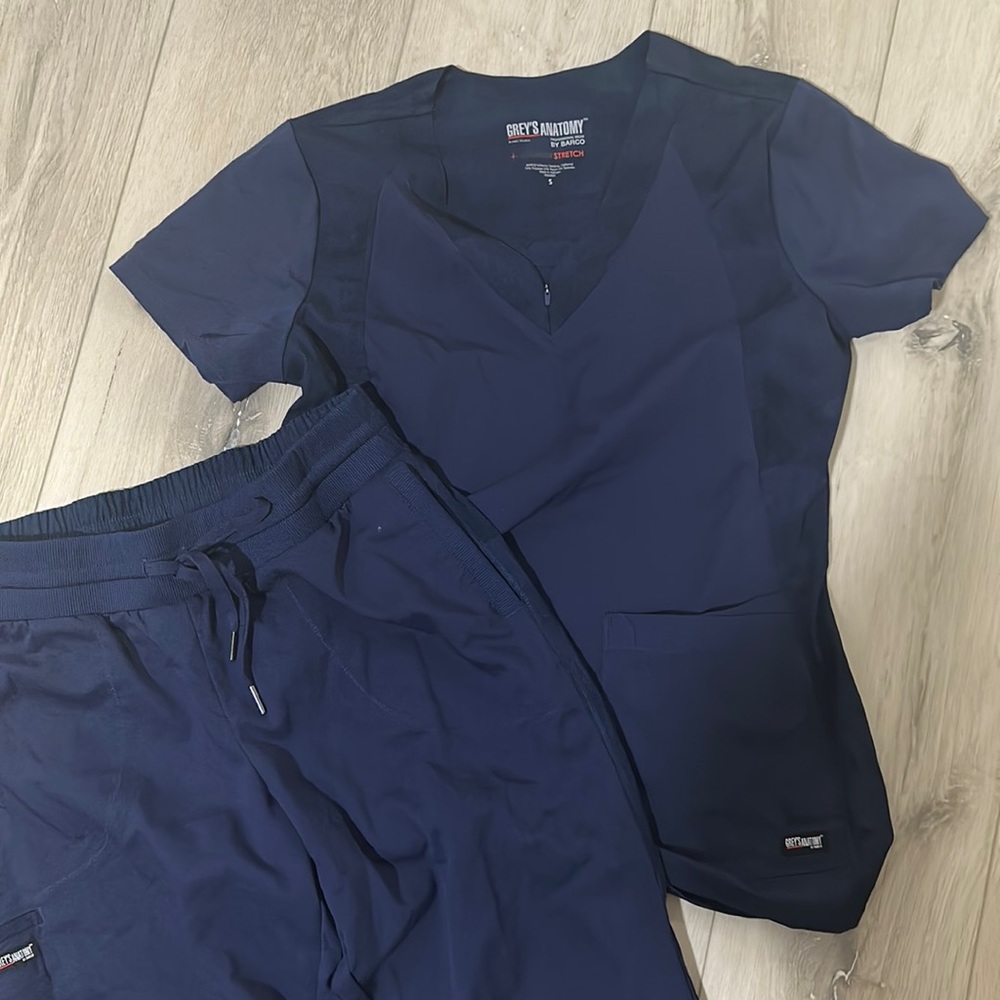 Greys anatomy scrub set